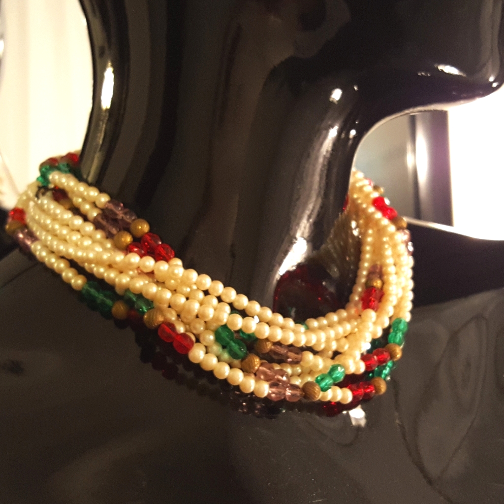 Eight Stringed Pearl Necklace Vintage